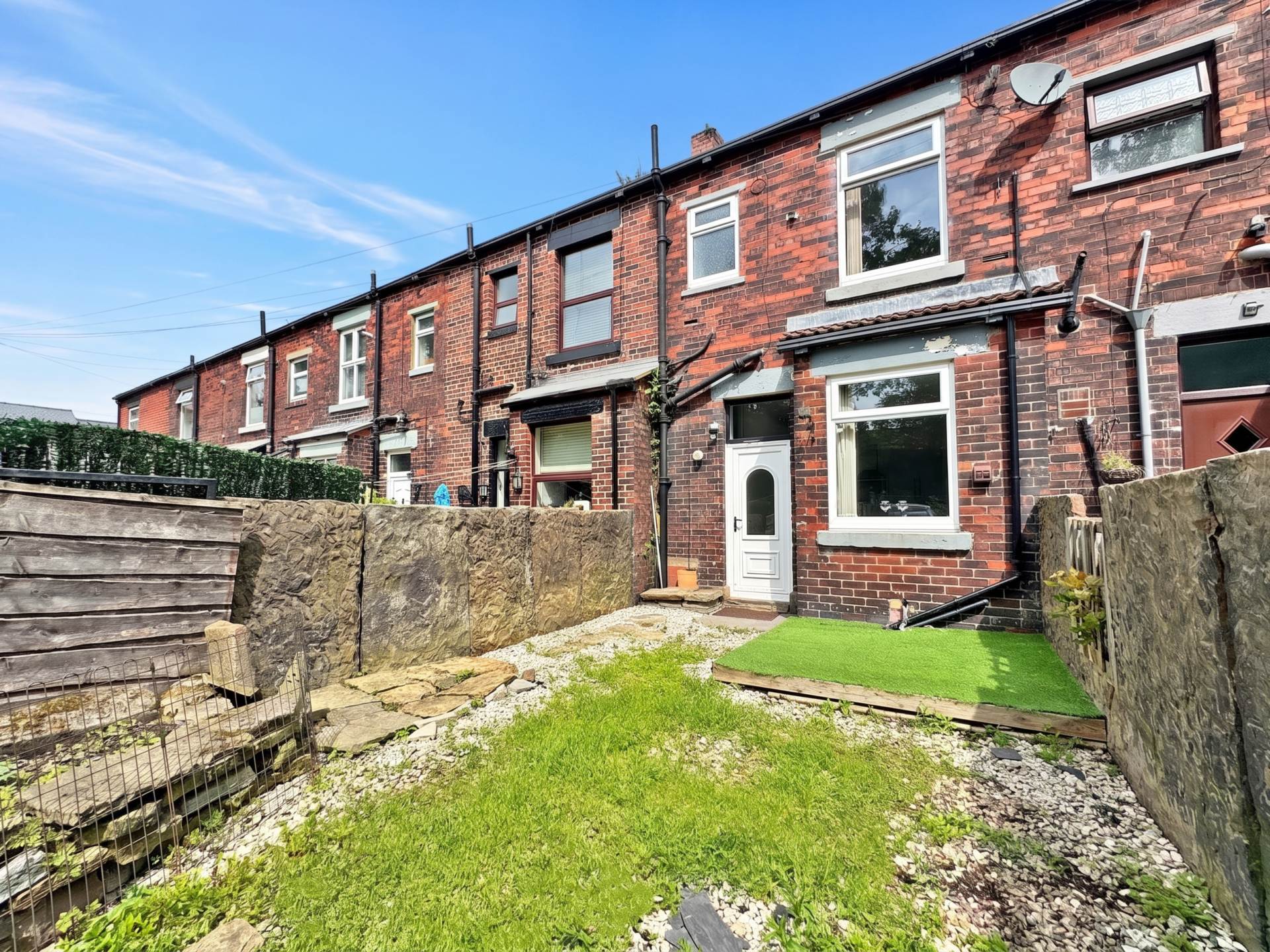Beal Lane, Shaw, Image 12