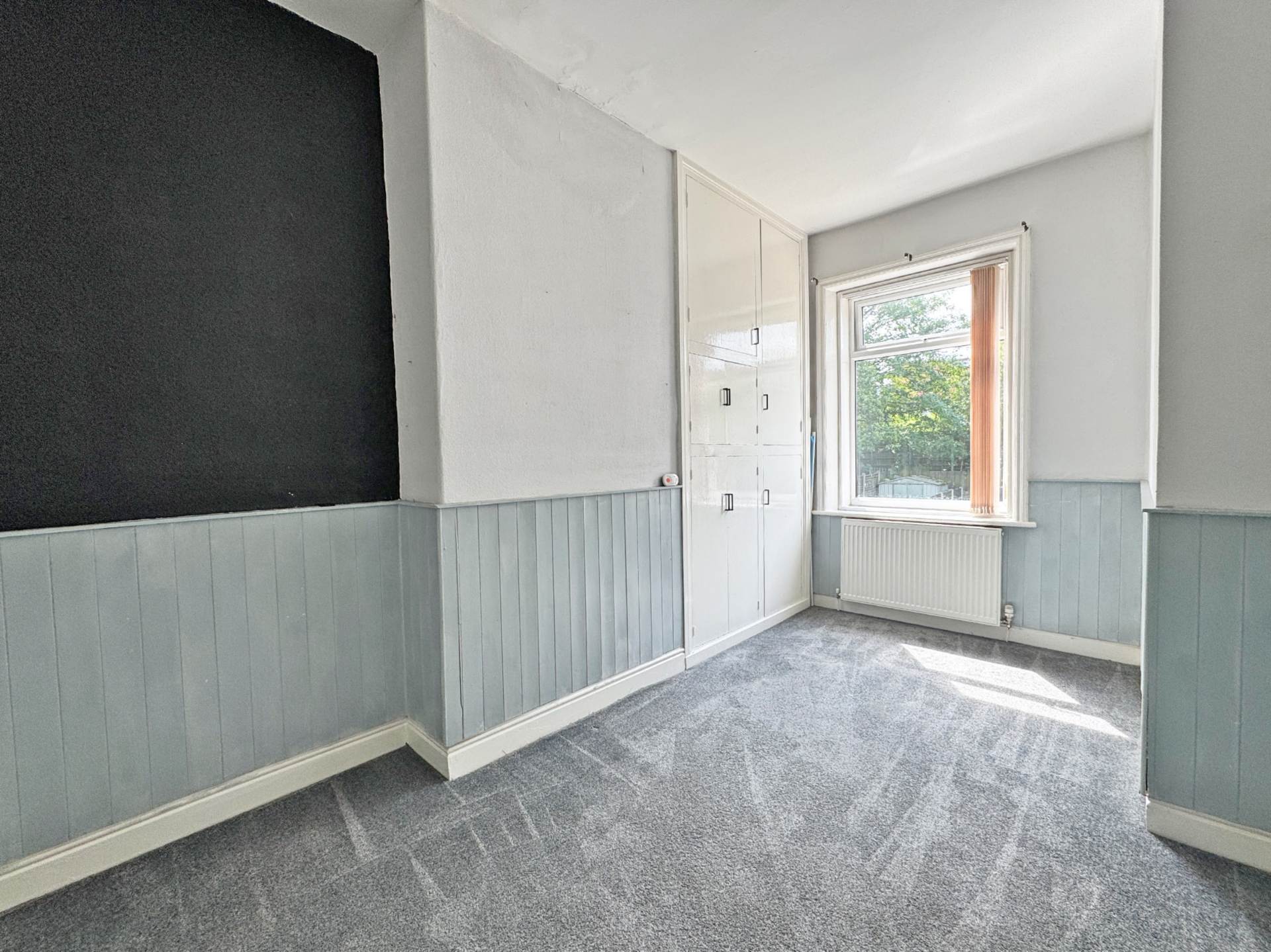 Beal Lane, Shaw, Image 5