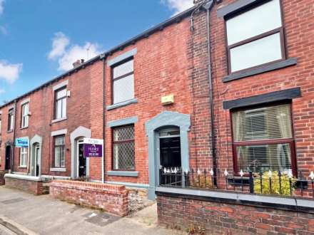 Beal Lane, Shaw, Image 1