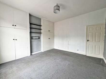 Beal Lane, Shaw, Image 13