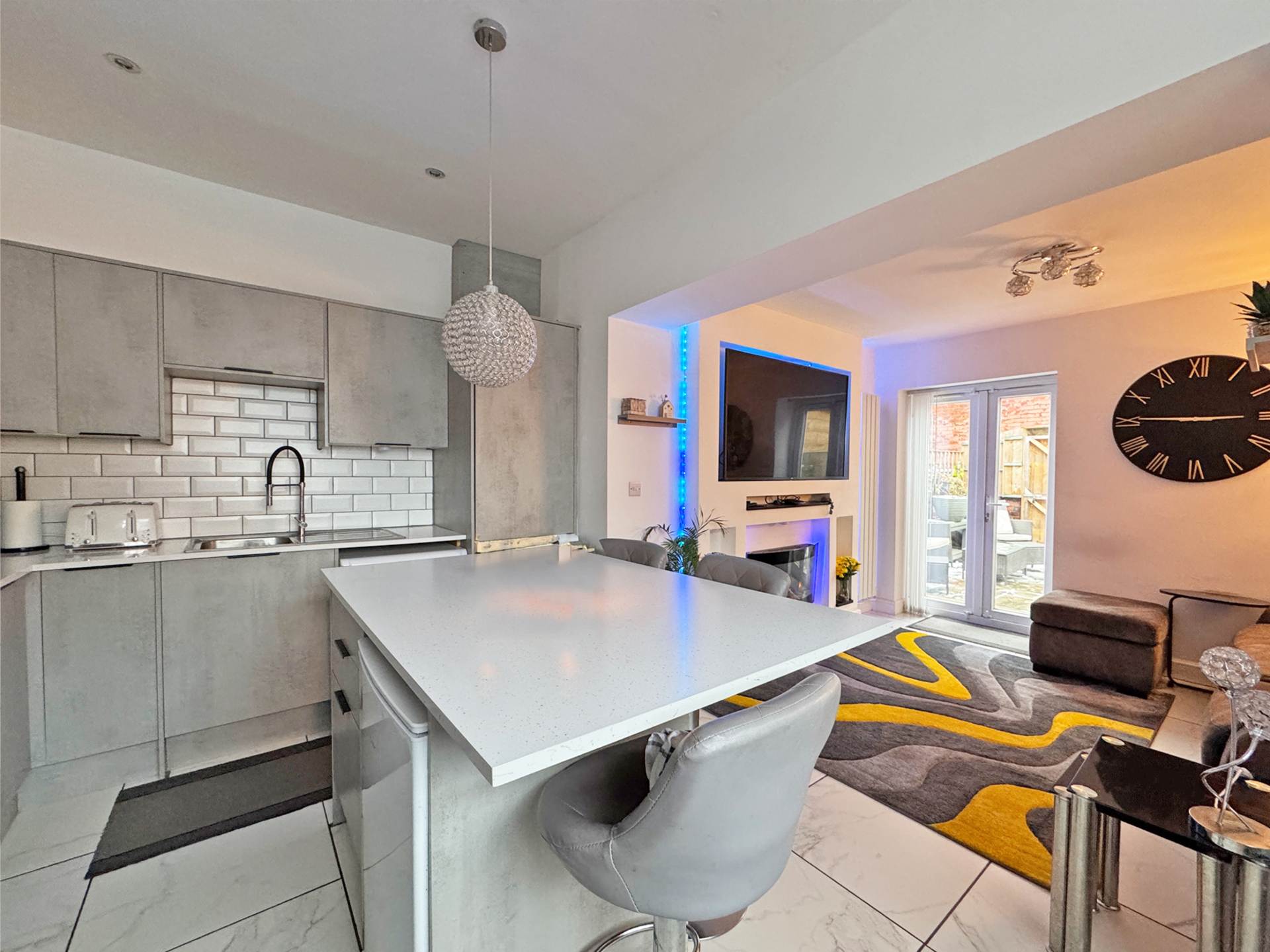 Hebron Street, Heyside, Image 6