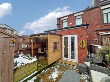 Hebron Street, Heyside, Image 20