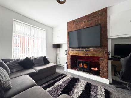 Hebron Street, Heyside, Image 3