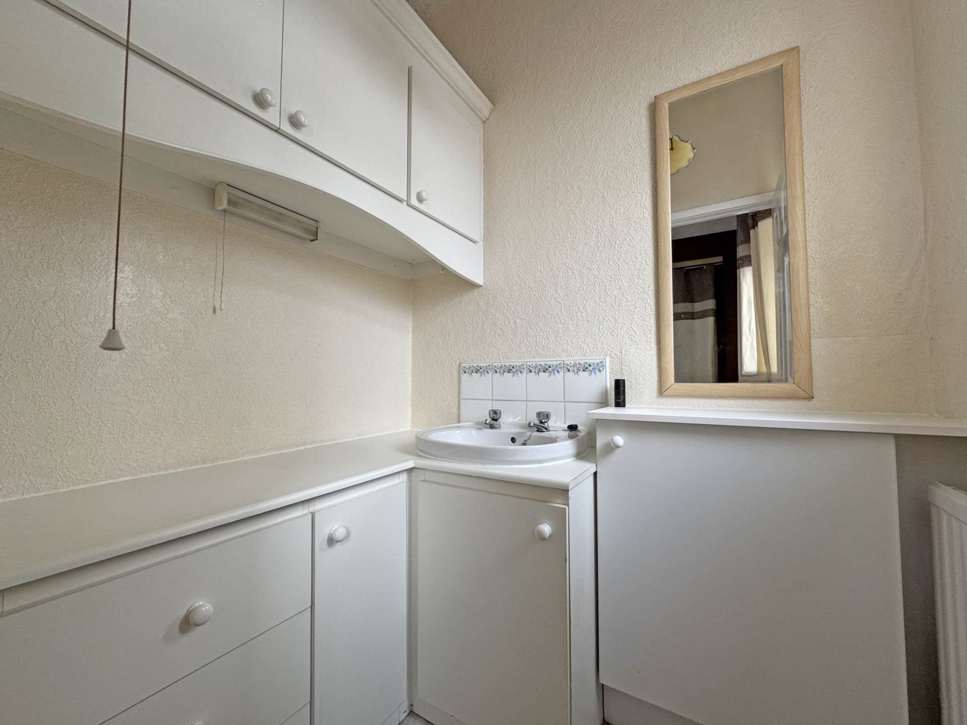 Oldham Road, Royton, Image 7