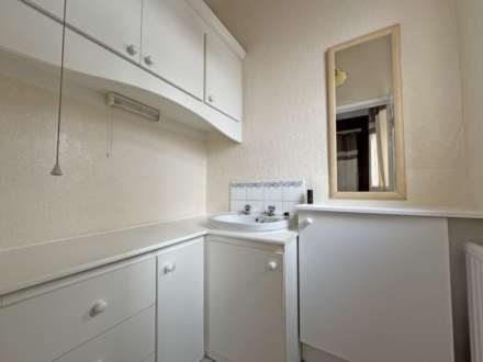 Oldham Road, Royton, Image 7