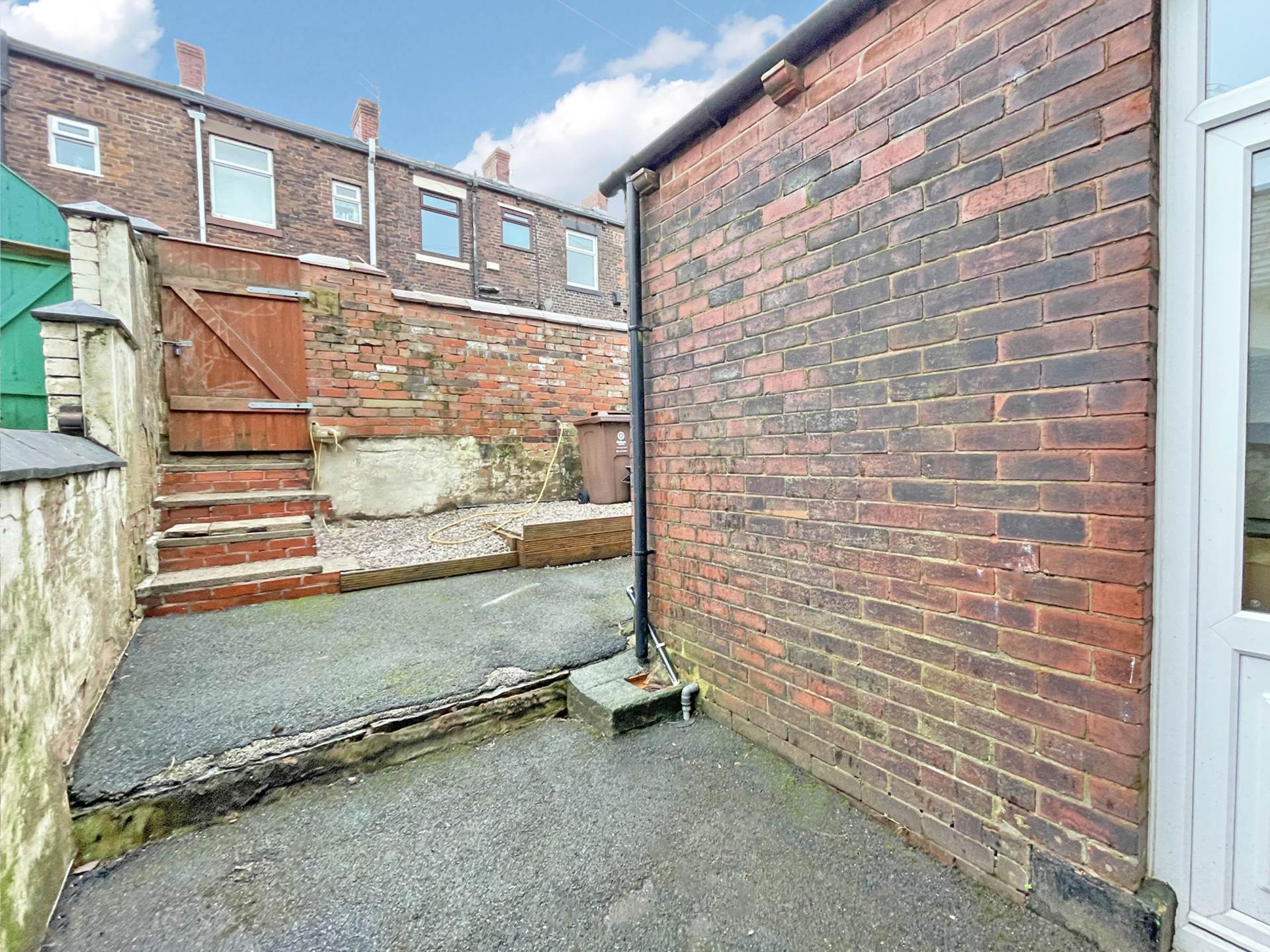 Albany Street, Watersheddings, Oldham, Image 14