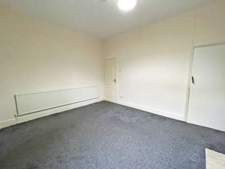 Albany Street, Watersheddings, Oldham, Image 11