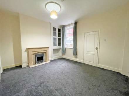 Albany Street, Watersheddings, Oldham, Image 4