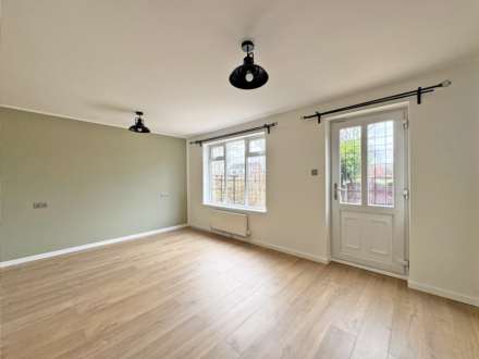 Newchurch, Bardsley Oldham, Image 2