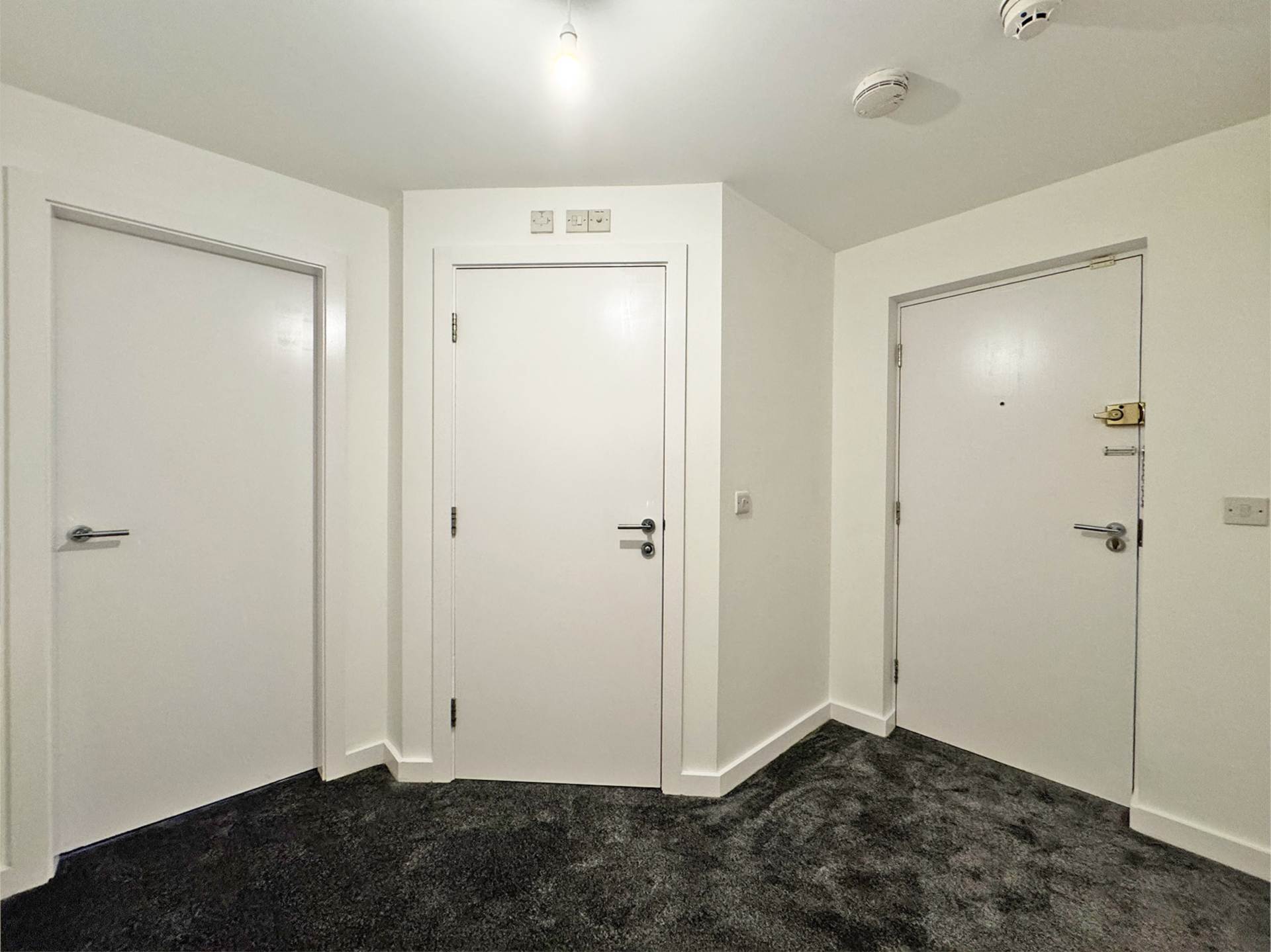 25 Commercial Street, Hyde, Image 11