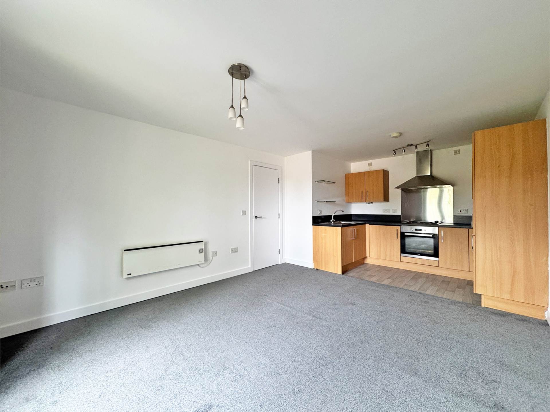 25 Commercial Street, Hyde, Image 3