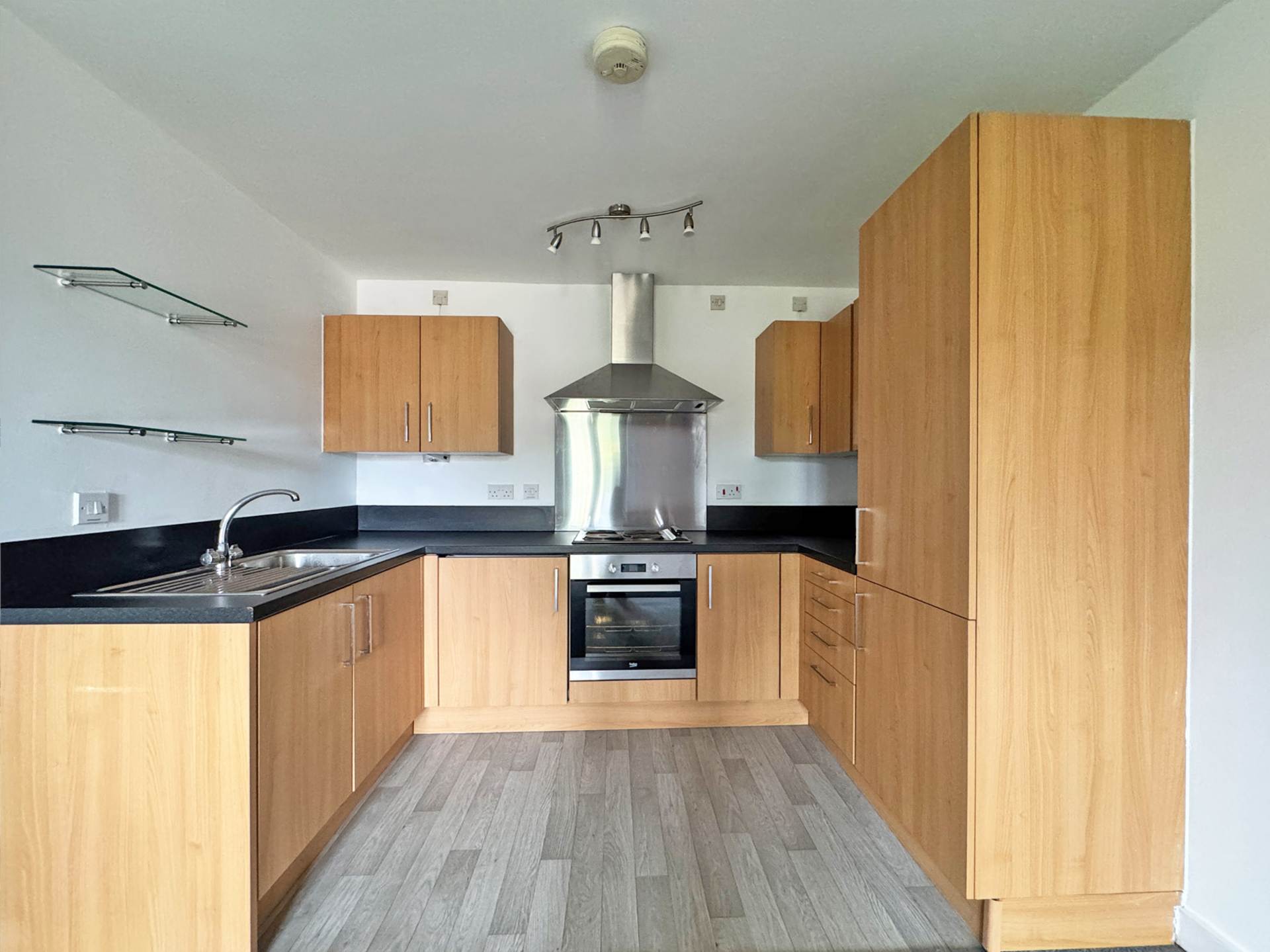 25 Commercial Street, Hyde, Image 4