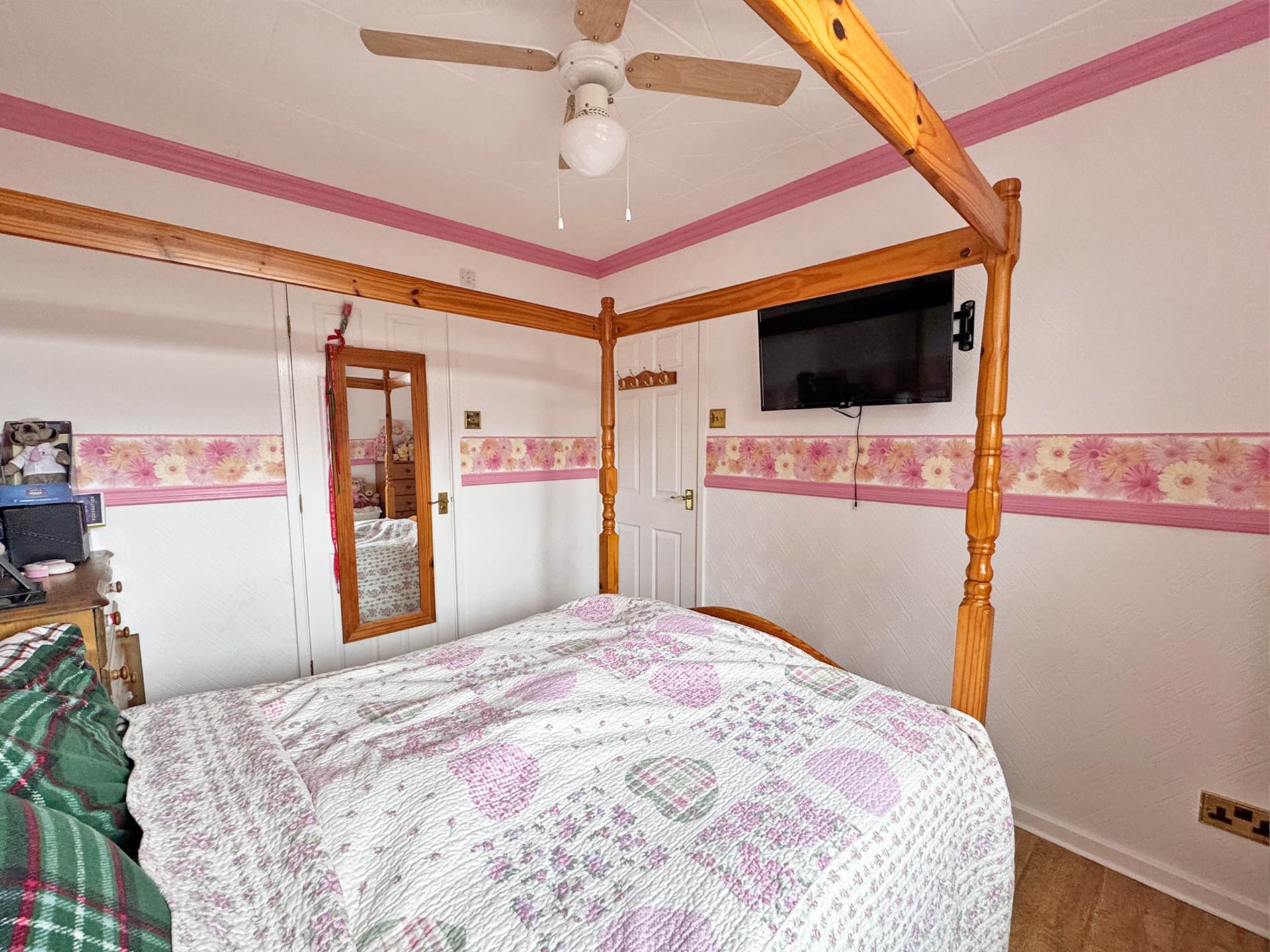 Sunhill Close, Rochdale, Image 13