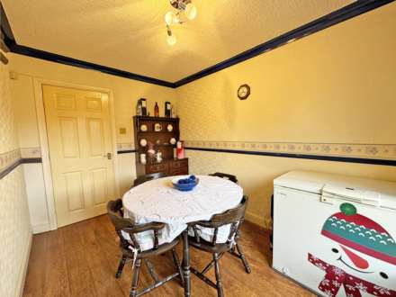 Sunhill Close, Rochdale, Image 10