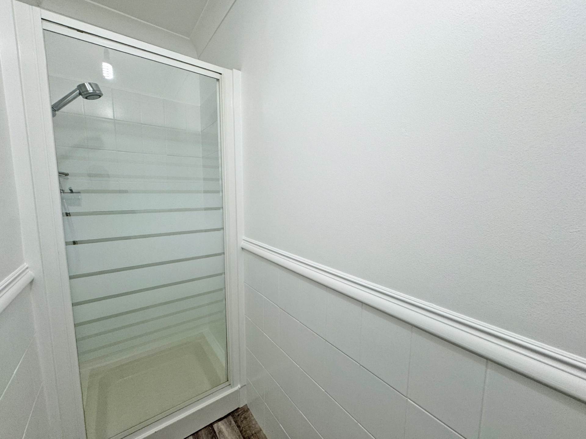 Upper Cliff Hill, Shaw, Image 18