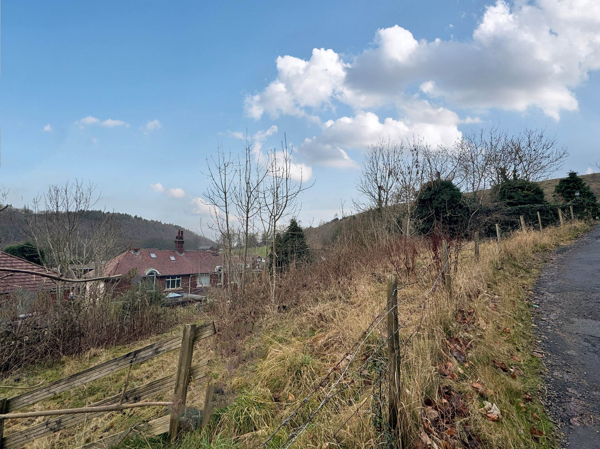 Upper Cliff Hill, Shaw, Image 24