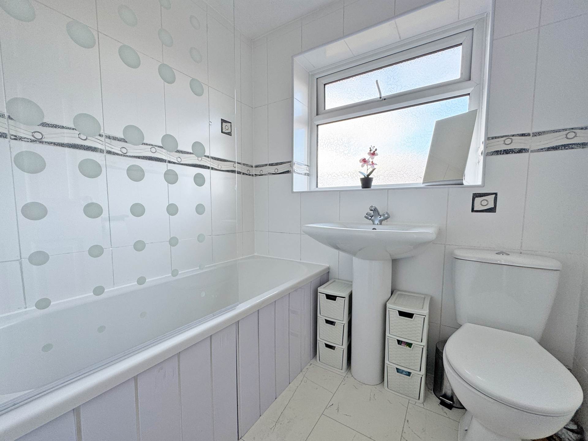 Alders Court, Oldham, Image 13