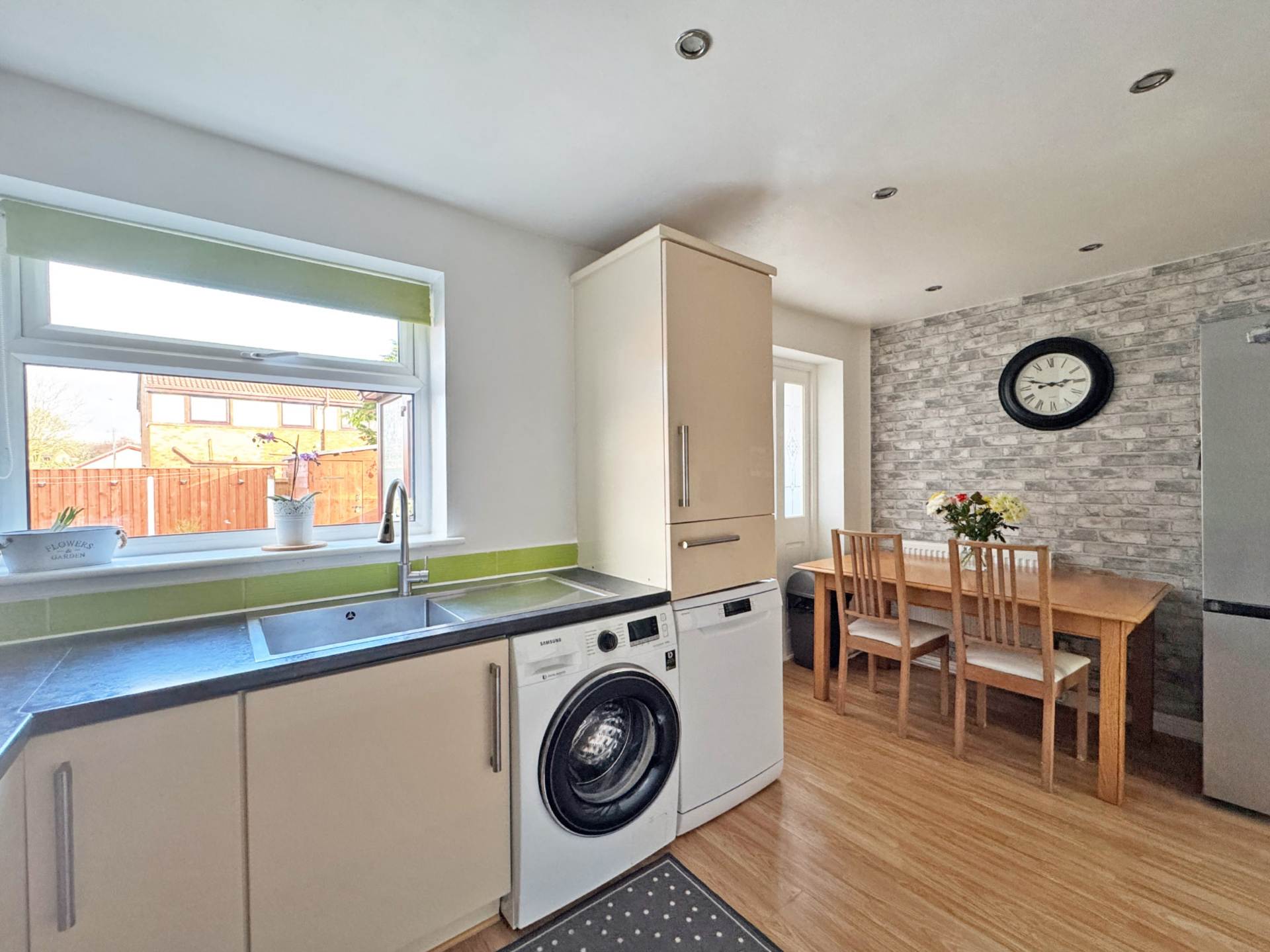 Alders Court, Oldham, Image 5