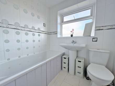 Alders Court, Oldham, Image 13