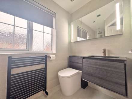 Pilgrim Way, Moorside, Image 12