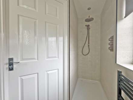 Pilgrim Way, Moorside, Image 13