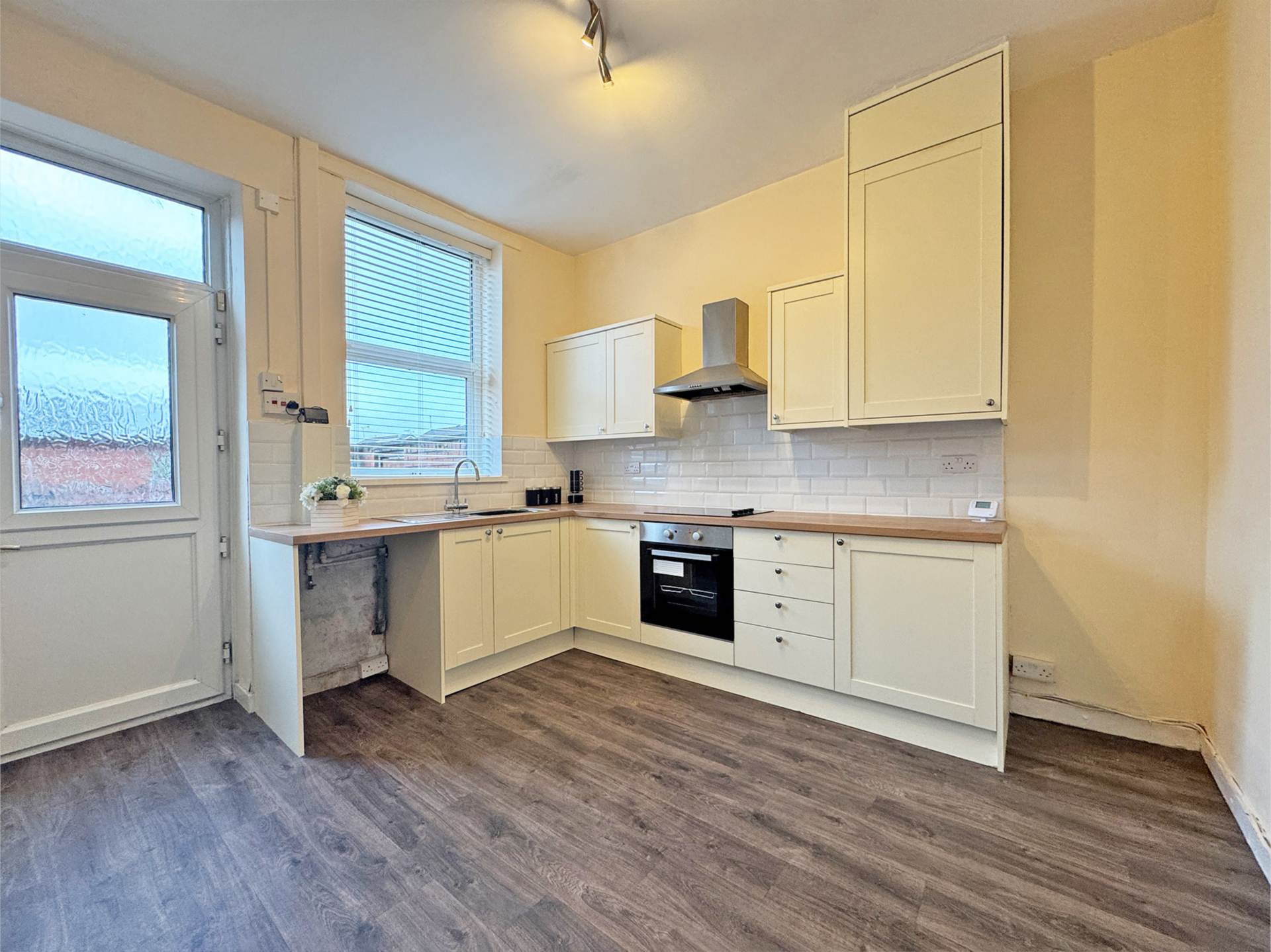 Alfred Street, Shaw, Image 4