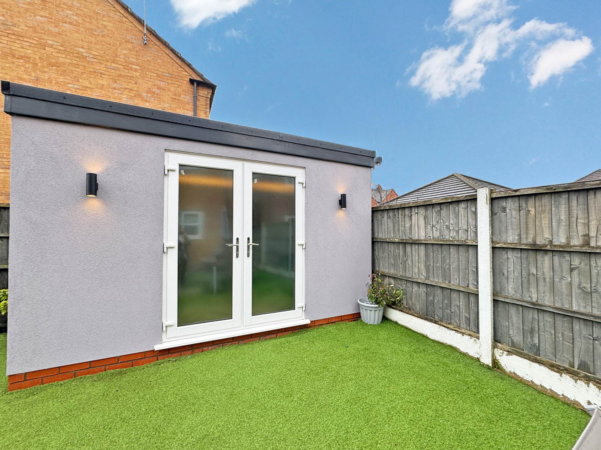 Larchfield Close, Royton, Image 14