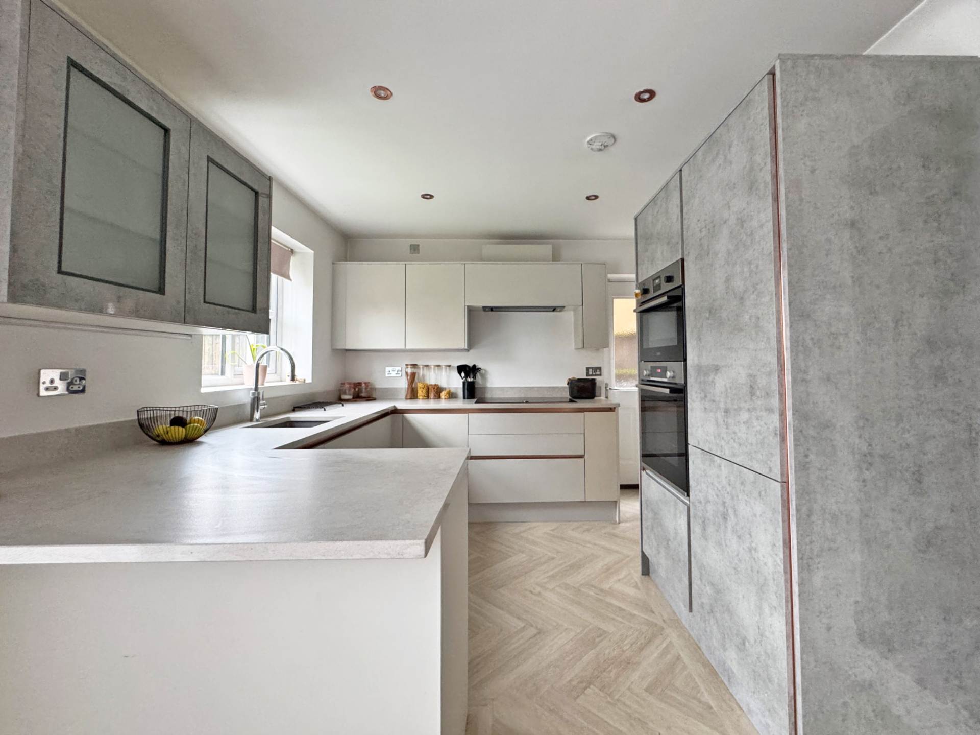 Larchfield Close, Royton, Image 15