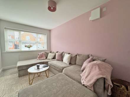 Larchfield Close, Royton, Image 22