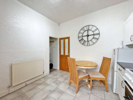 Turner Street, Lees, Image 6