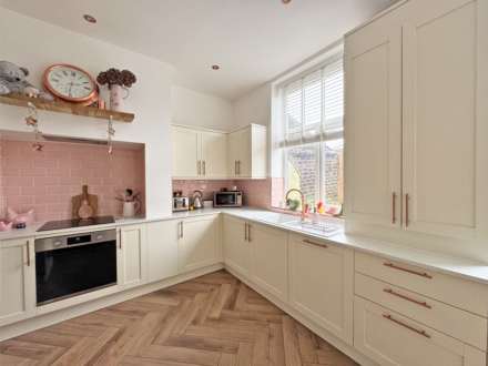 Top Street, Greenacres, Image 6