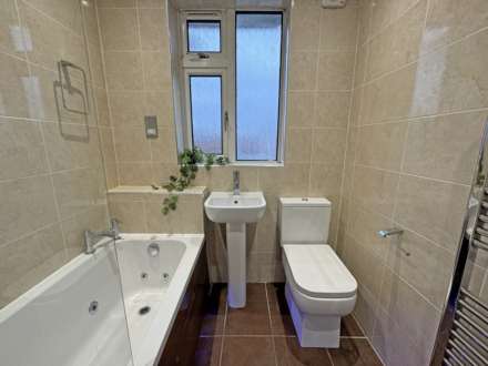 Radcliffe Street, Royton, Image 13