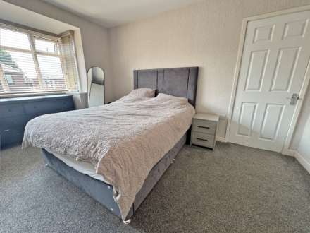 Surrey Avenue, High Crompton, Image 13