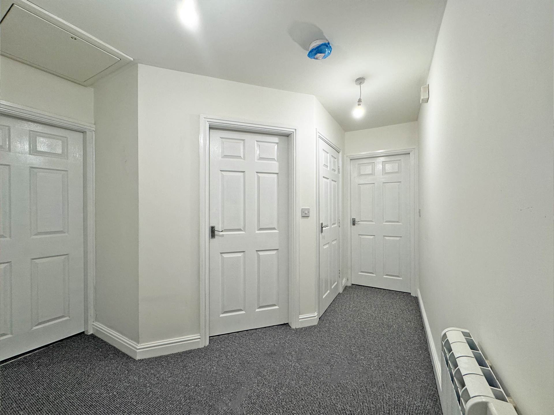 Sheard Court, Shaw, Image 11