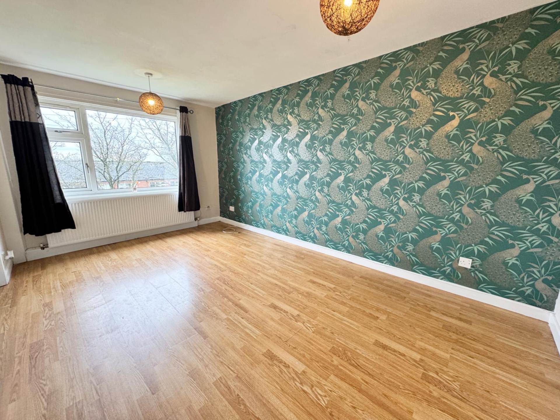 Thornham Road, Shaw, Image 3