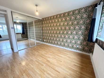 Thornham Road, Shaw, Image 6