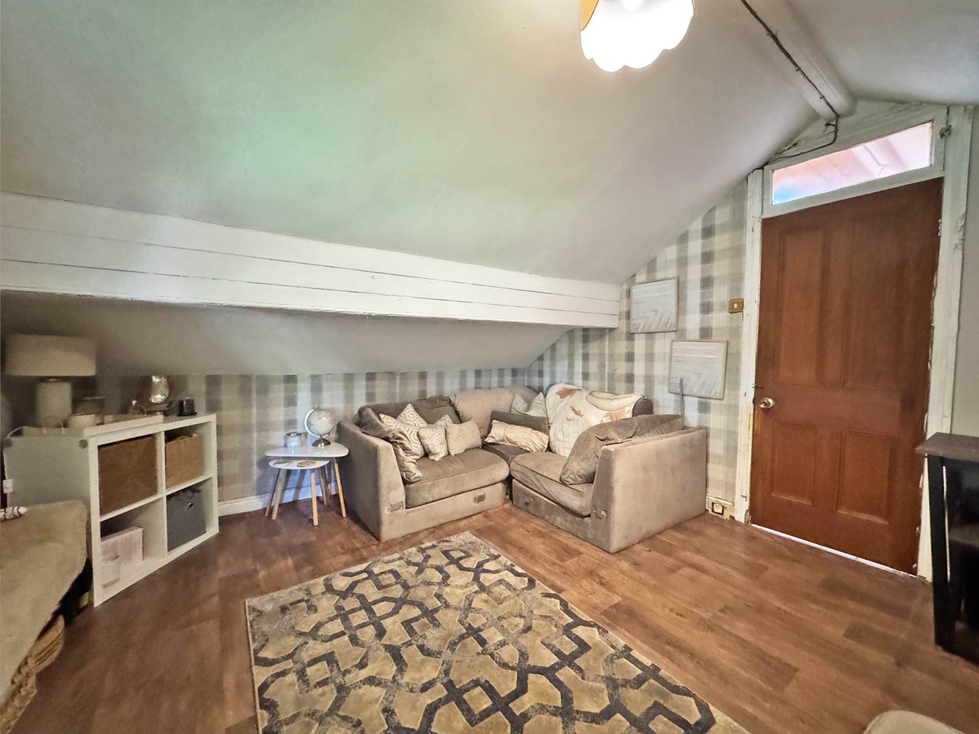 Rochdale Road, Royton, Image 16