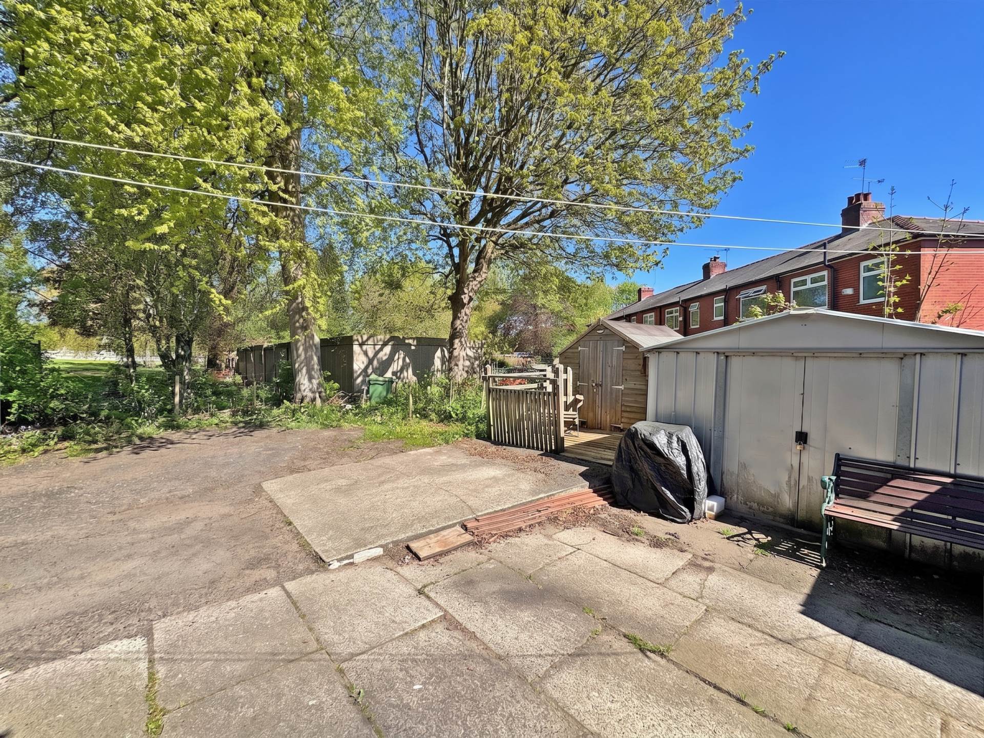 Rochdale Road, Royton, Image 17