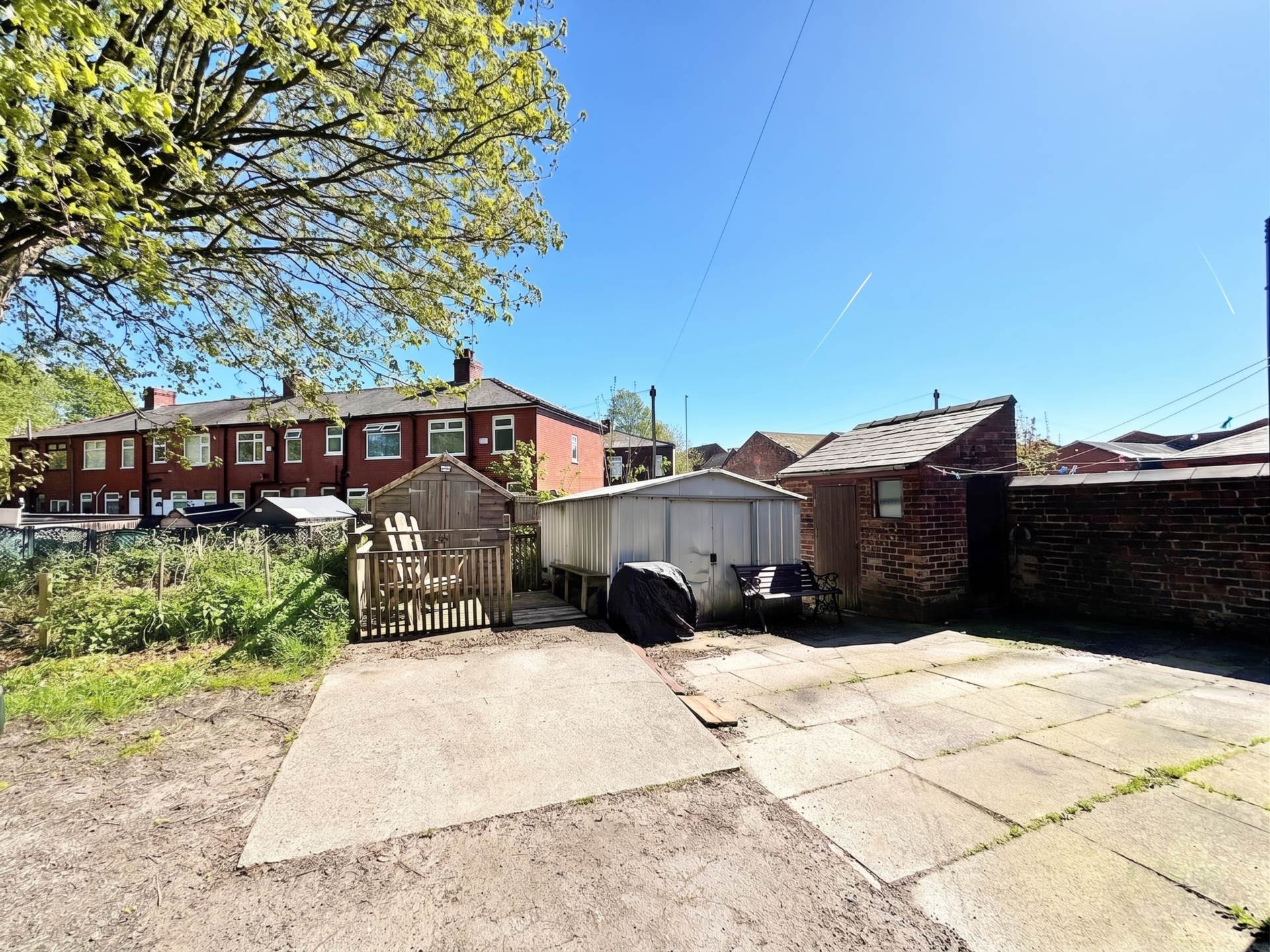Rochdale Road, Royton, Image 18