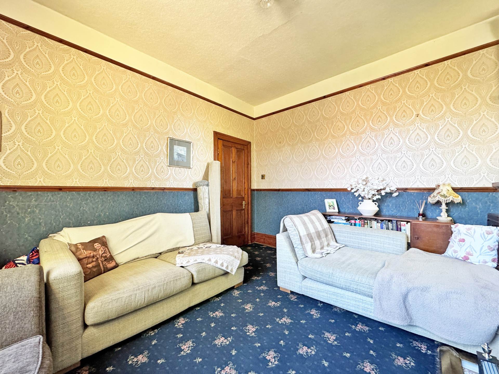 Rochdale Road, Royton, Image 5