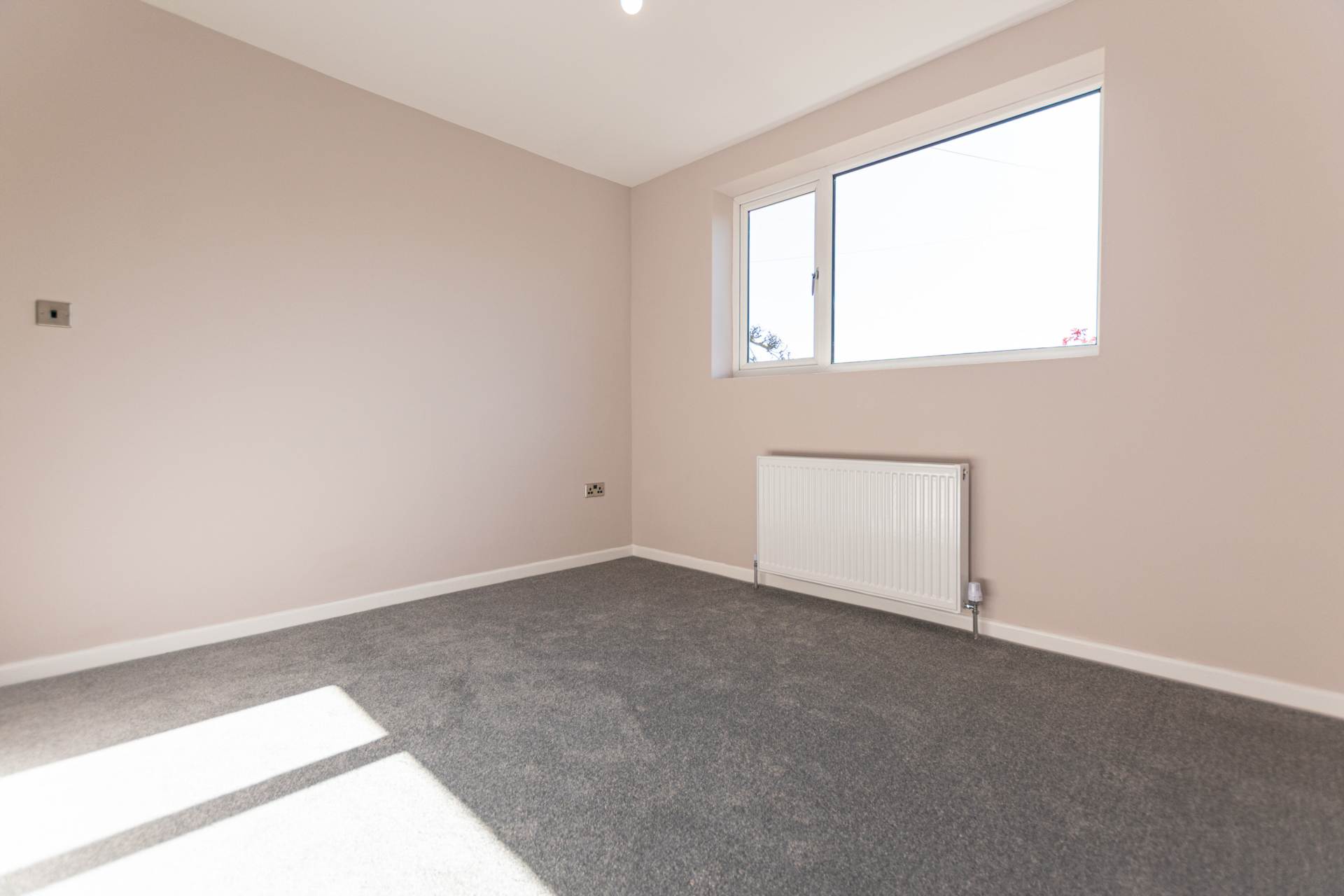 Milbury Drive, Littleborough, Image 11