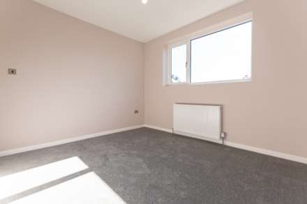 Milbury Drive, Littleborough, Image 11