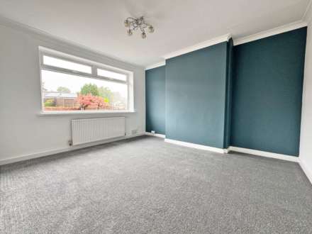 Surrey Avenue, High Crompton, Image 2