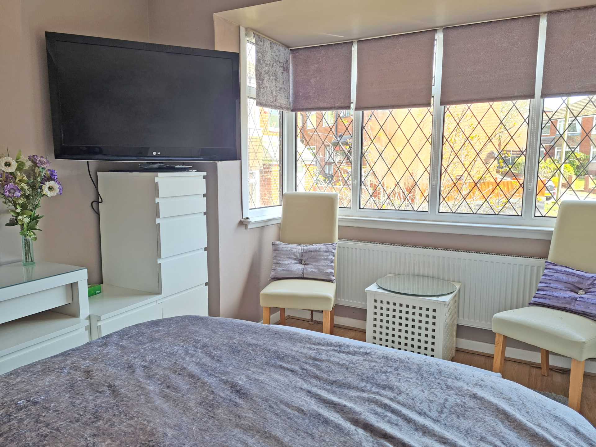 Lilac View Close, Shaw, Image 10