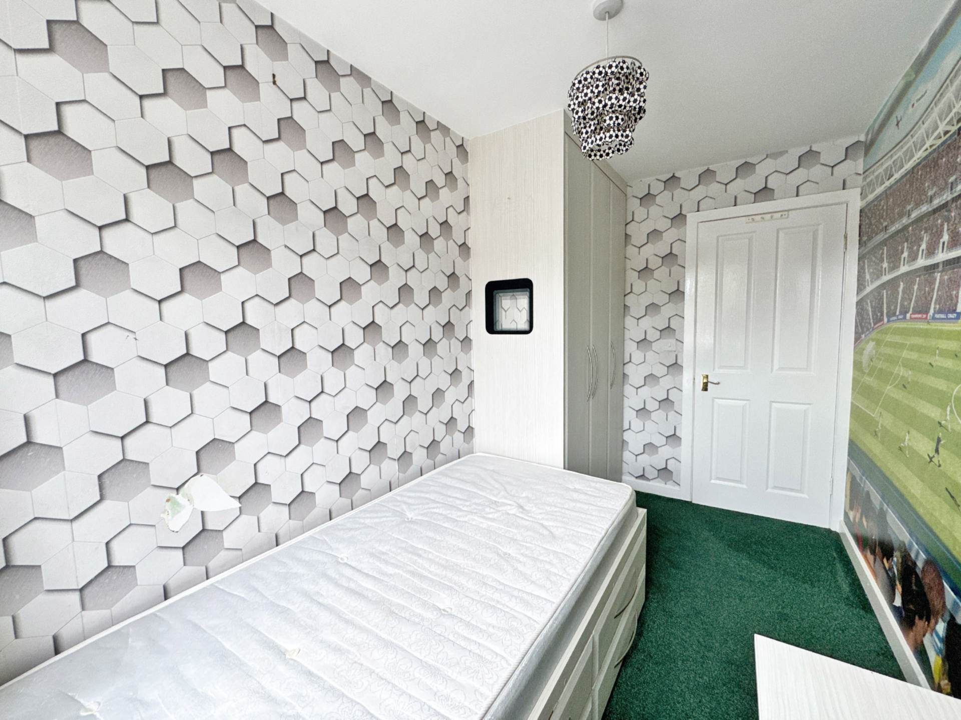 Westridge Chase, Royton, Image 21