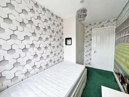 Westridge Chase, Royton, Image 21