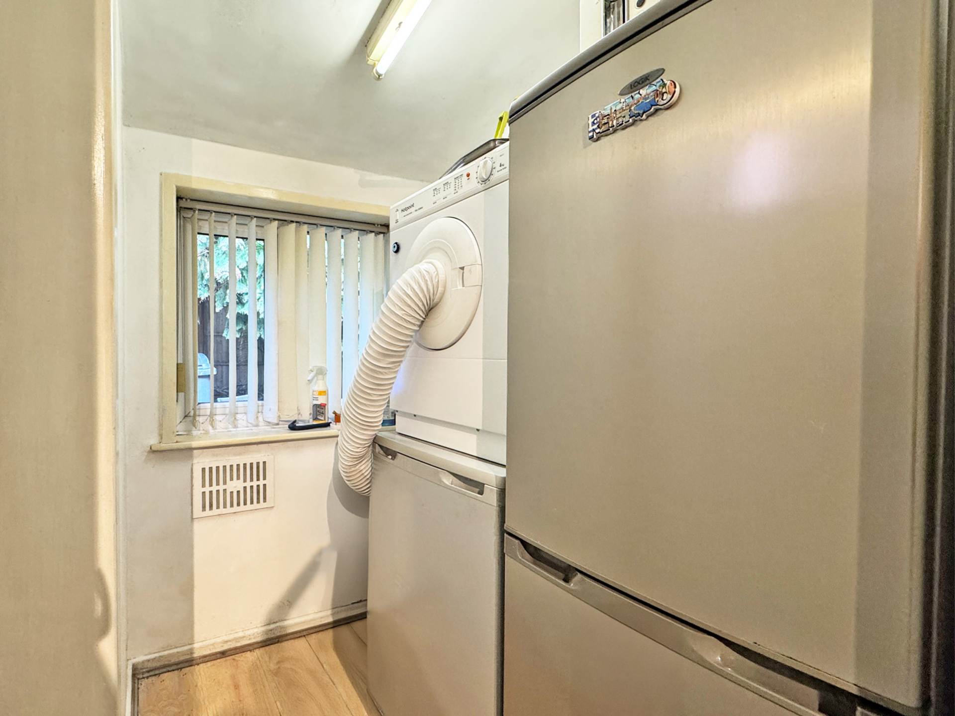 Park Crescent, Ashton-Under-Lyne, Image 10