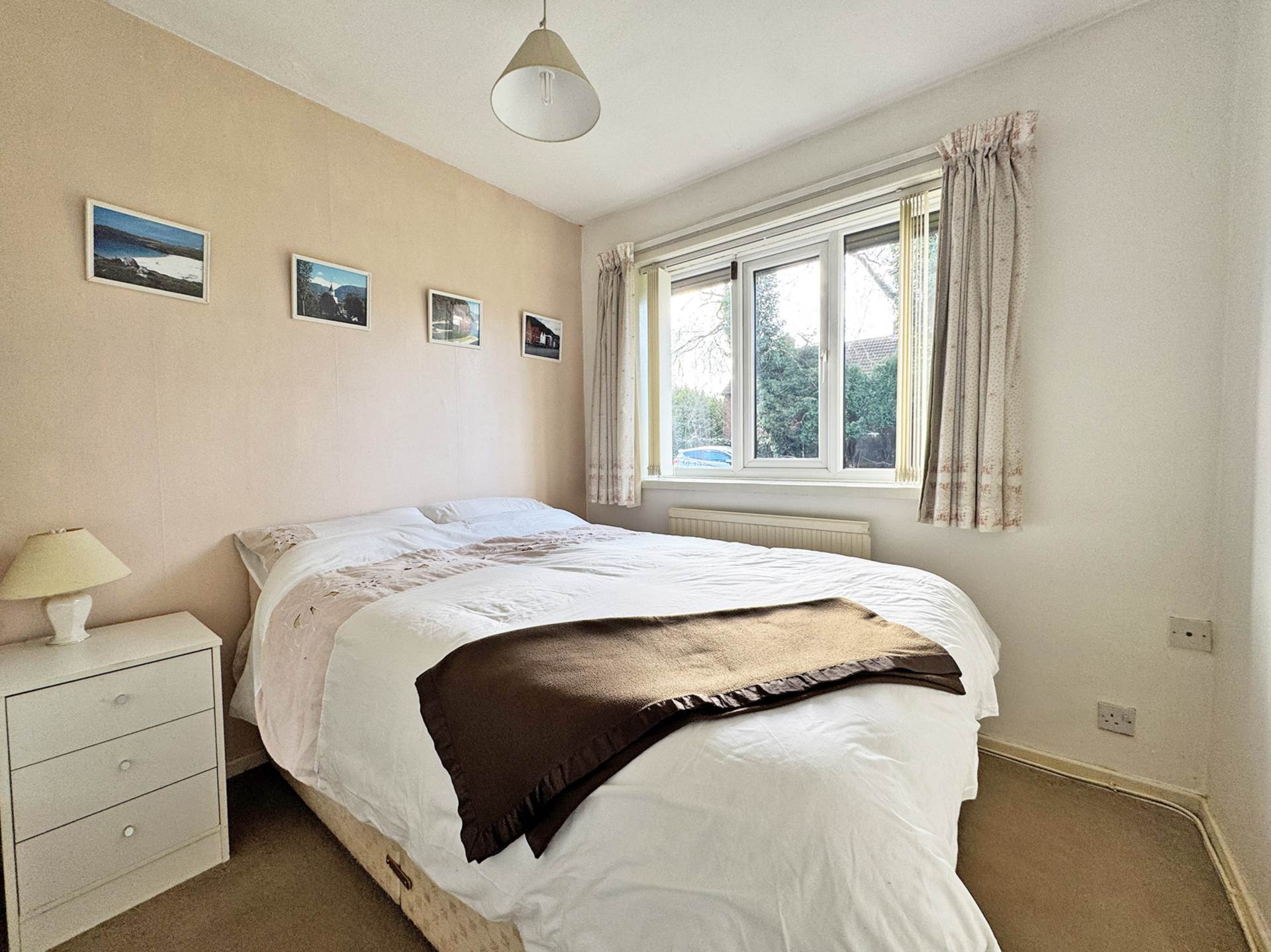 Park Crescent, Ashton-Under-Lyne, Image 13