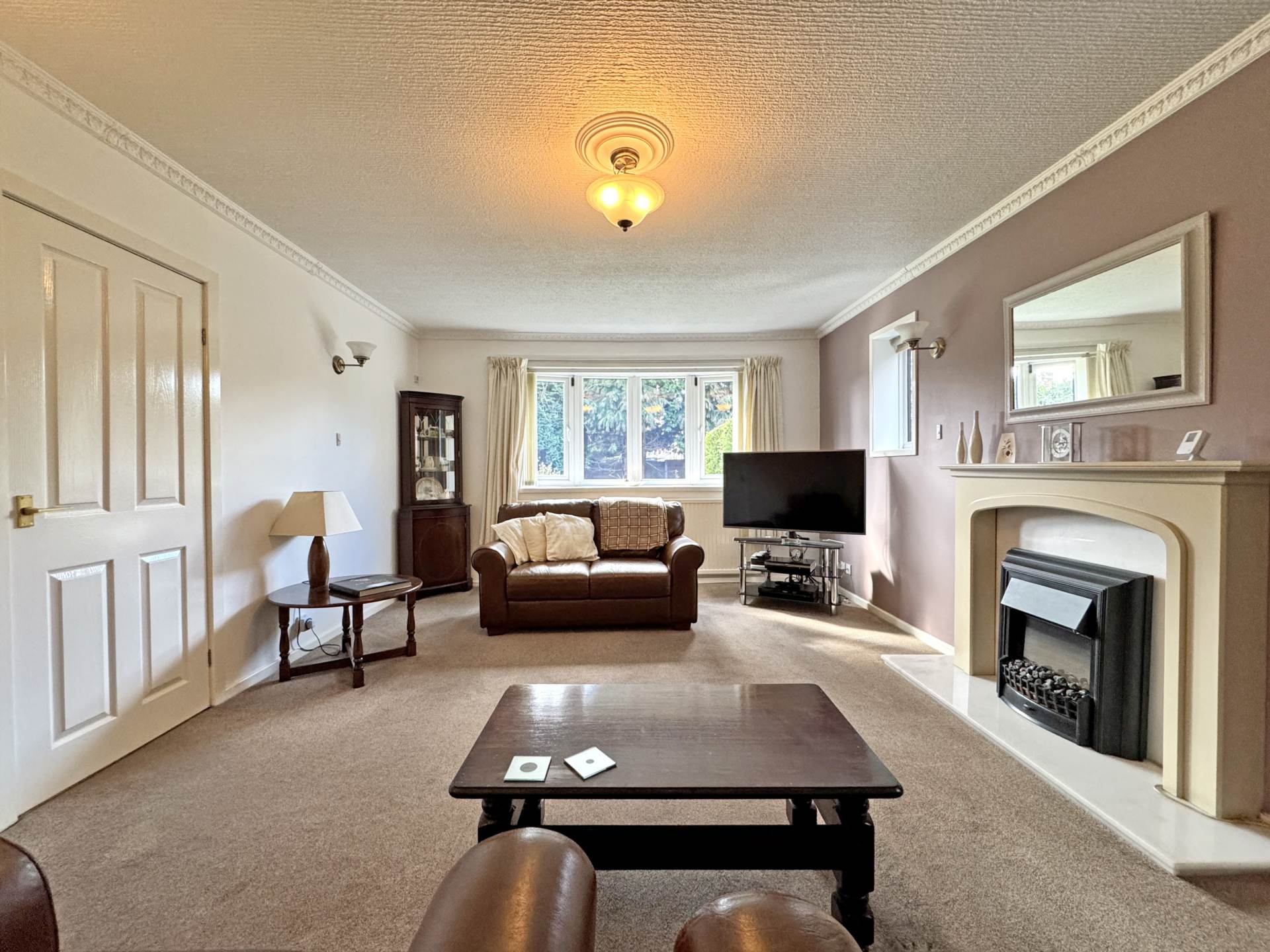 Park Crescent, Ashton-Under-Lyne, Image 5