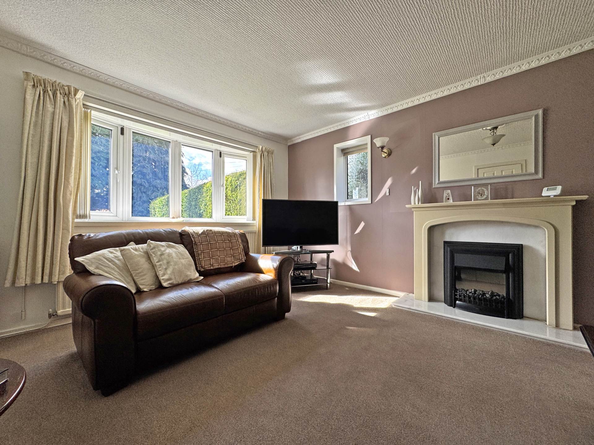 Park Crescent, Ashton-Under-Lyne, Image 6